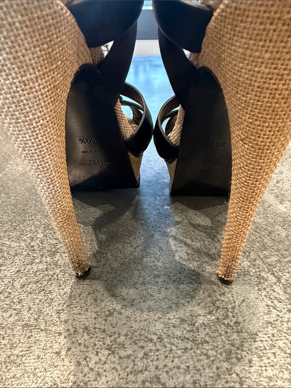 Saint Laurent Black Leather Knot T-Strap Sandals with Tan Insole - Picture 2 of 4